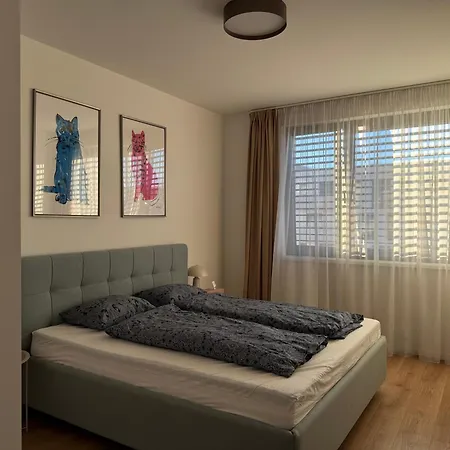 Chic & Cozy Near Nivy Station Apartament Bratysława