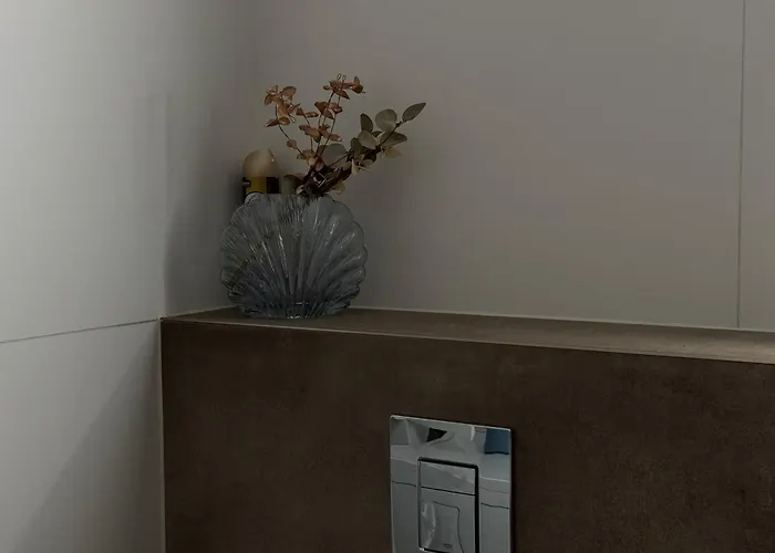 Chic & Cozy Near Nivy Station Apartment Pressburg